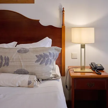 Quintinha Sao Joao & Funchal (Madeira)