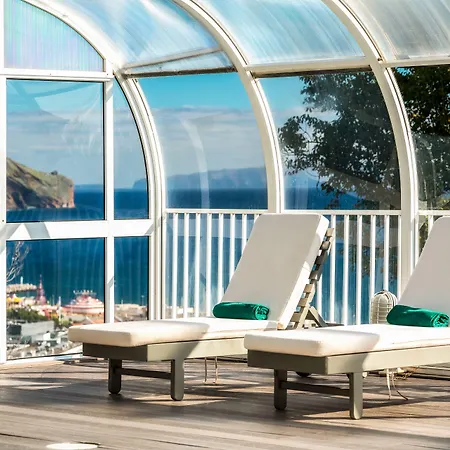 Quintinha Sao Joao & Funchal (Madeira)