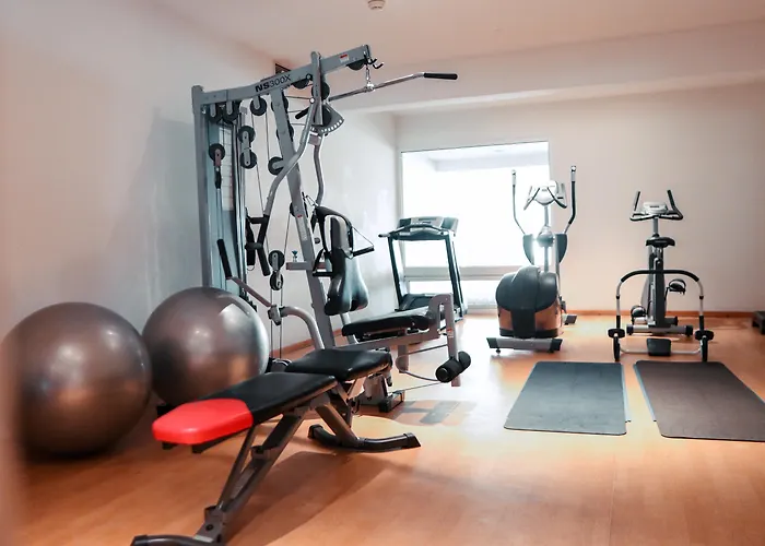 Quintinha Sao Joao & Funchal (Madeira)