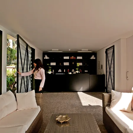 Отель Quintinha Sao Joao &