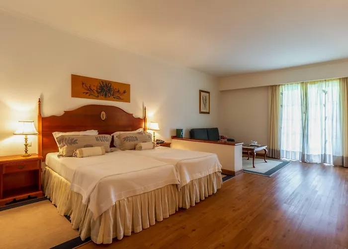 Quintinha Sao Joao & Funchal (Madeira)