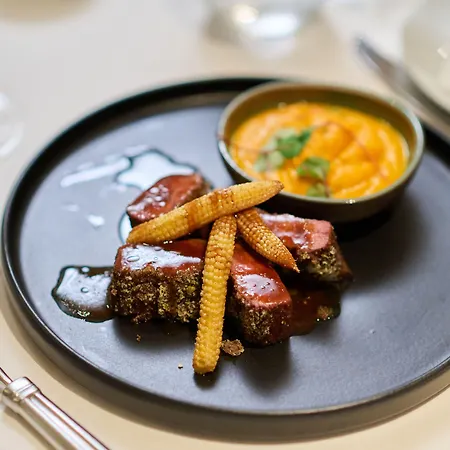 Отель Quintinha Sao Joao &